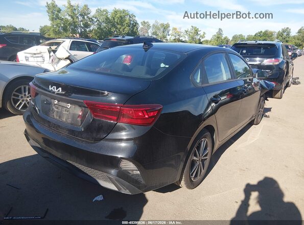 3KPF24ADXPE520124 2023 KIA FORTE Black Trasero derecho
