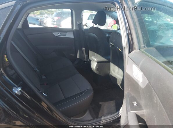 3KPF24ADXPE520124 2023 KIA FORTE Black Vista de la etiqueta del VIN