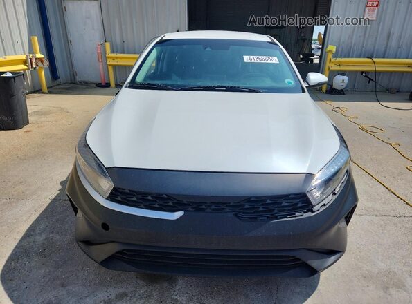 3KPF24ADXPE551115 2023 KIA FORTE White 