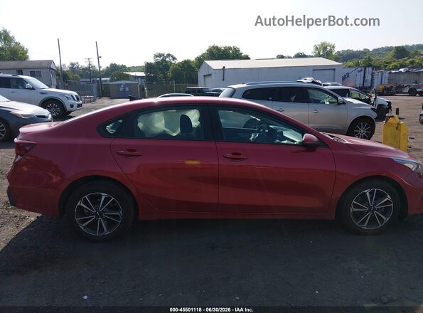 3KPF24ADXPE569081 2023 KIA FORTE Red Vista interior trasera