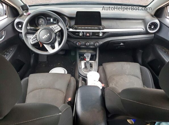 3KPF24ADXPE629876 2023 KIA FORTE Black Widok deski rozdzielczej