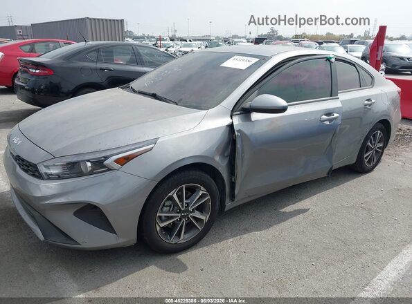3KPF24ADXPE647200 2023 KIA FORTE Gray Առջևի ձախ երեք քառորդ տեսարան