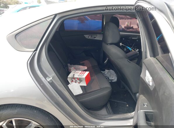 3KPF24ADXPE647200 2023 KIA FORTE Gray VIN կոդի պիտակի տեսք