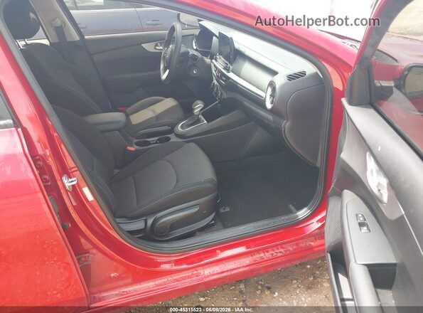 3KPF24ADXPE656074 2023 KIA FORTE Red Vista interior delantera