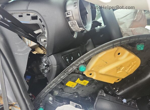 3KPF24ADXPE672257 2023 KIA FORTE Silver Սարքավորումների վահանակի տեսք