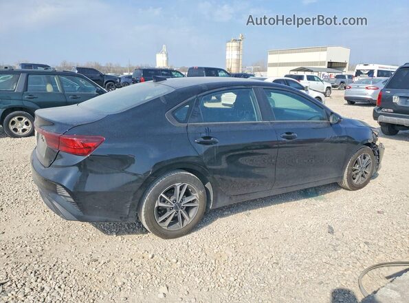 3KPF24ADXPE672940 2023 KIA FORTE Black Tył prawy