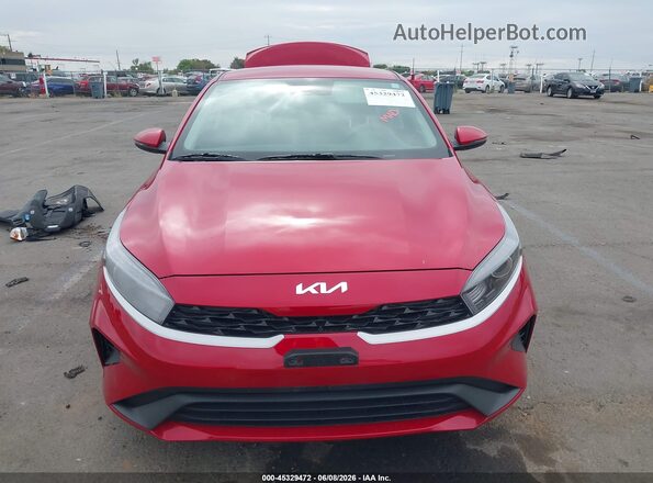 3KPF24ADXPE683002 2023 KIA FORTE Red Widok deski rozdzielczej