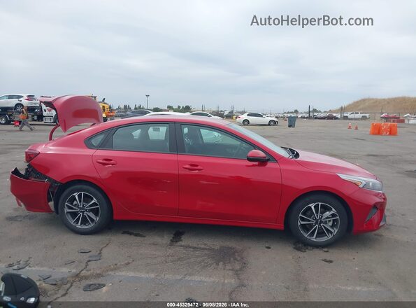 3KPF24ADXPE683002 2023 KIA FORTE Red Widok zestawu wskaźników