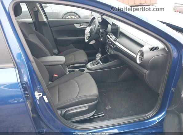 3KPF24ADXRE726966 2024 KIA FORTE Blue წინა სალონის ხედი