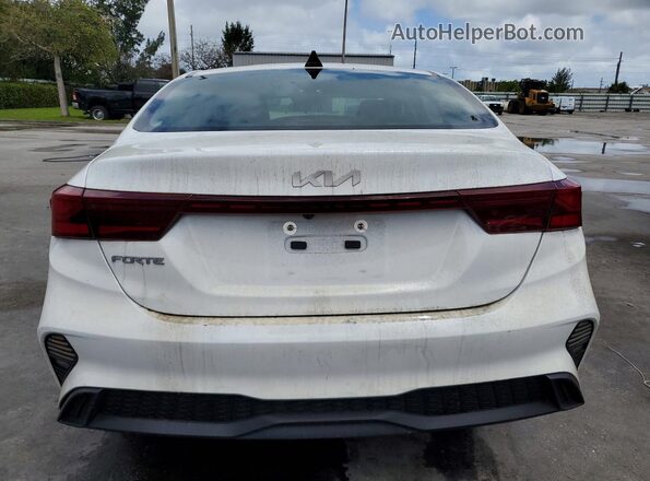 3KPF24ADXRE727289 2024 KIA FORTE White 