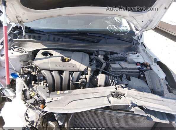 3KPF24ADXRE836917 2024 KIA FORTE White Widok z tyłu