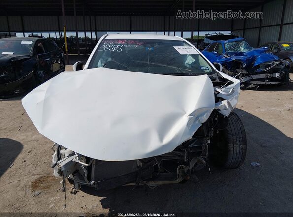 3KPF24ADXRE836917 2024 KIA FORTE White Widok wnętrza z tyłu