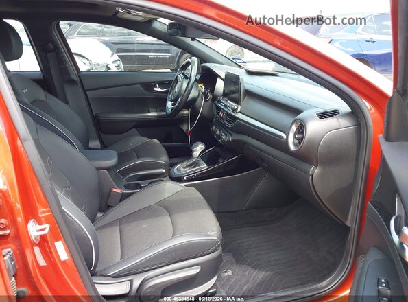 3KPF34AD0ME339977 2021 KIA FORTE Orange წინა სალონის ხედი