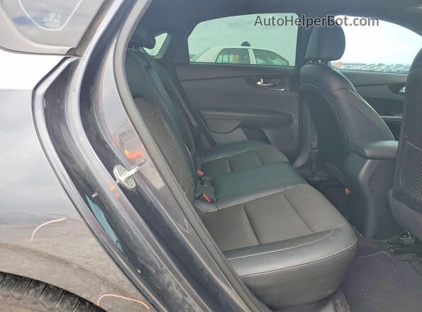 3KPF34AD0ME386670 2021 KIA FORTE Gray Հետևի նստատեղերի տեսք