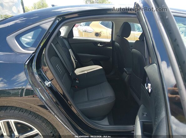 3KPF34AD2KE070569 2019 KIA FORTE Black Vista de la etiqueta del VIN