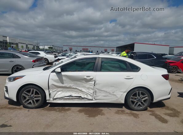3KPF34AD3KE013569 2019 KIA FORTE White Սալոնի 360 աստիճան տեսք
