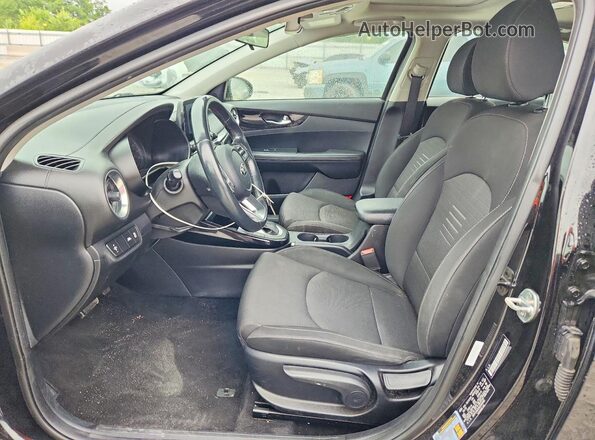 3KPF34AD3KE044448 2019 KIA FORTE Черный Вид салона спереди