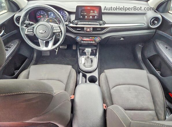 3KPF34AD3KE044448 2019 KIA FORTE Черный Вид панели приборов