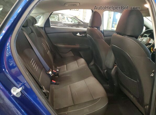 3KPF34AD4KE068659 2019 KIA FORTE Blue 