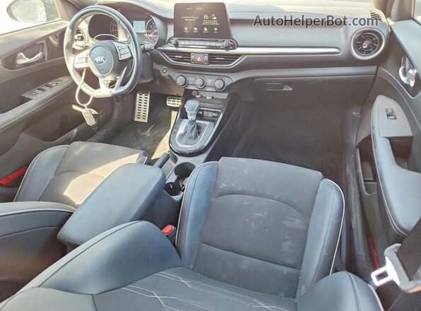 3KPF34AD5ME375325 2021 KIA FORTE Blue Dashboard view