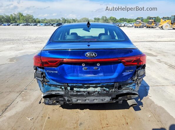 3KPF34AD5ME375325 2021 KIA FORTE Blue Rear view