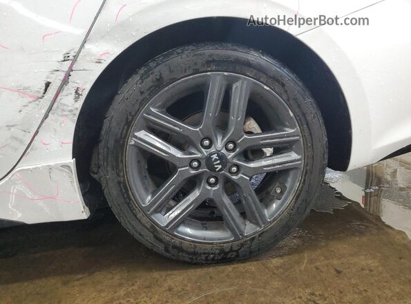 3KPF34AD5ME411174 2021 KIA FORTE White 