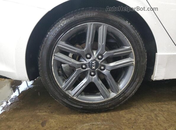 3KPF34AD5ME411174 2021 KIA FORTE White 