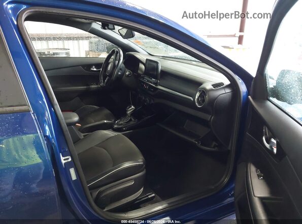 3KPF34AD6ME311178 2021 KIA FORTE Blue წინა სალონის ხედი