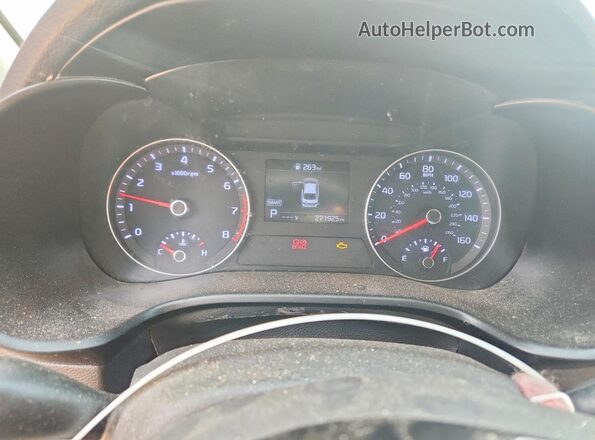 3KPF34AD7KE013140 2019 KIA FORTE Красный Вид щитка приборов