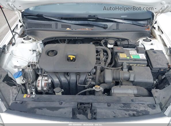3KPF34AD7KE013395 2019 KIA FORTE White Вид ззаду