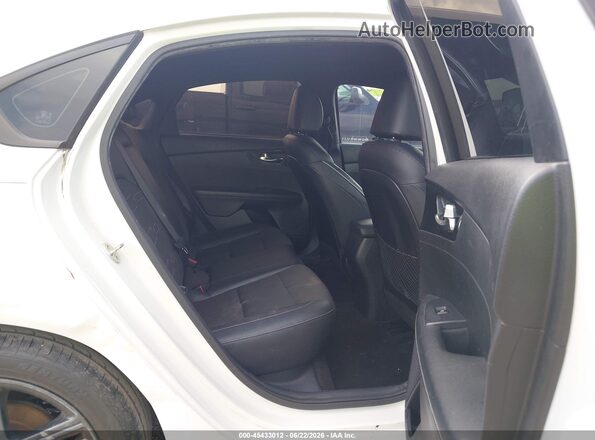 3KPF34AD7LE137720 2020 KIA FORTE Белый Вид наклейки с VIN-кодом