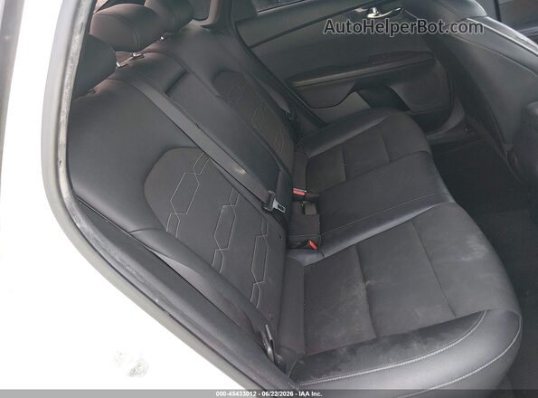 3KPF34AD7LE137720 2020 KIA FORTE Белый 