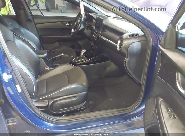 3KPF34AD7LE163508 2020 KIA FORTE Blue Вид салону спереду