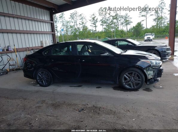 3KPF34AD8LE250589 2020 KIA FORTE Black Widok wnętrza z tyłu