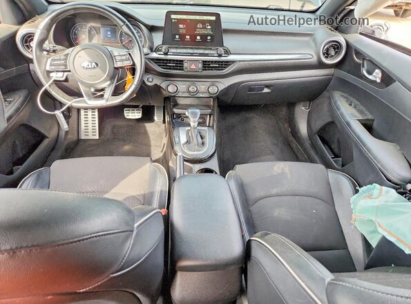 3KPF34AD8ME270780 2021 KIA FORTE Угольный 