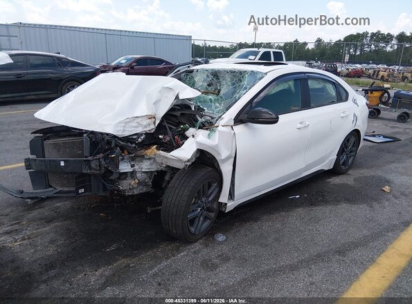3KPF34AD9ME418497 2021 KIA FORTE White Առջևի ձախ երեք քառորդ տեսարան