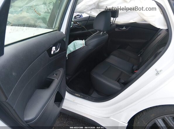 3KPF34AD9ME418497 2021 KIA FORTE White VIN կոդի պիտակի տեսք