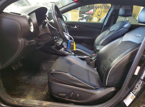 3KPF34ADXME294014 2021 KIA FORTE Black Vista interior delantera