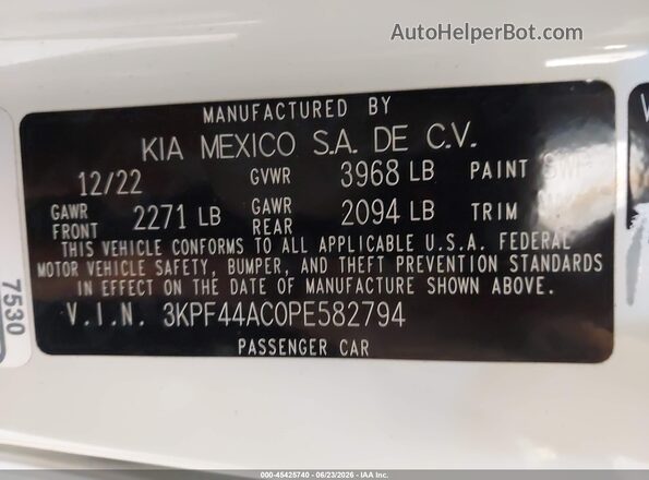 3KPF44AC0PE582794 2023 KIA FORTE White Вид підкапотного простору