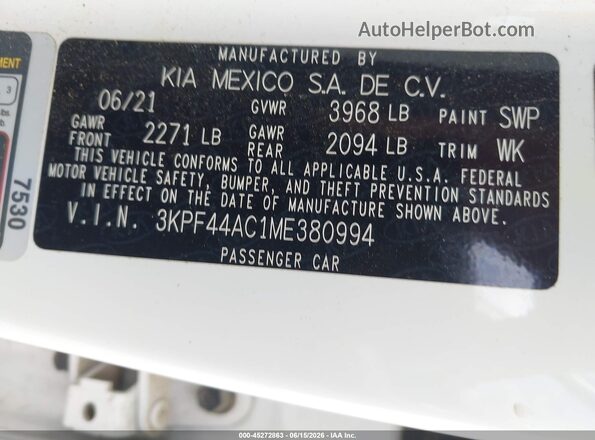 3KPF44AC1ME380994 2021 KIA FORTE White Vista del compartimento del motor