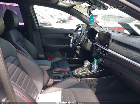 3KPF44AC1NE484077 2022 KIA FORTE Gray Vista interior delantera