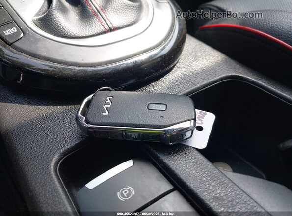 3KPF44AC1NE484077 2022 KIA FORTE Gray Vista del salpicadero
