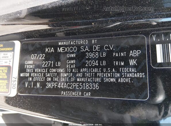 3KPF44AC2PE518336 2023 KIA FORTE Black Vista del compartimento del motor