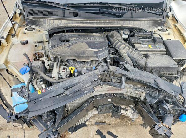 3KPF44AC2PE571036 2023 KIA FORTE White Vista interior trasera