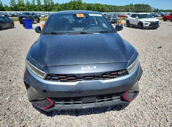 3KPF44AC3PE625668 2023 KIA FORTE Gray Widok z przodu