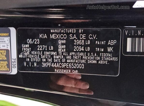 3KPF44AC9PE652003 2023 KIA FORTE Black 