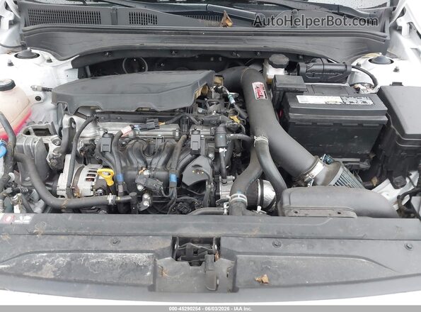 3KPF44AC9RE751357 2024 KIA FORTE White Հետևի տեսք