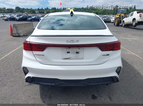 3KPF54AD0NE440299 2022 KIA FORTE White 