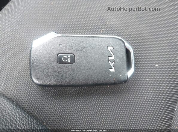 3KPF54AD0NE445678 2022 KIA FORTE White Առջևի վահանակի տեսք