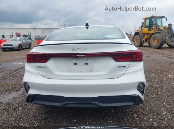 3KPF54AD0NE445678 2022 KIA FORTE White 